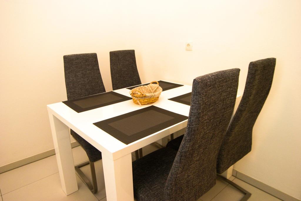 Exklusive Ferienwohnung Geisfeld Zimmer foto